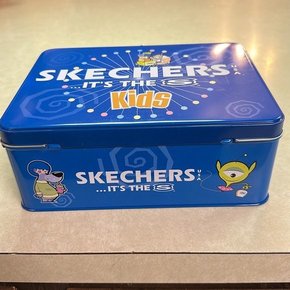 Skechers It’s The Kids Boys Blue Lunchbox New Condition - Picture 3 of 6